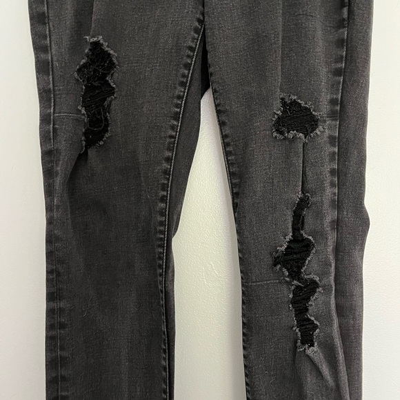 Universal Thread Distressed Jeggings - Picture 2 of 4